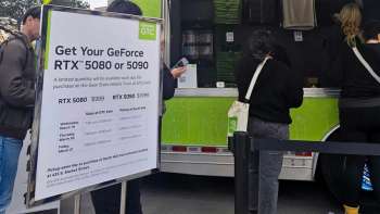 Nvidia начала продавать GeForce RTX 5080 и RTX 5090 из фудтрака — раньше Хуанг «запекал» видеокарты в духовке