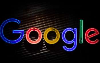 Доминирование Google пошатнулось — его доля на мировом рынке поиска скатилась ниже 90 % впервые за десять лет