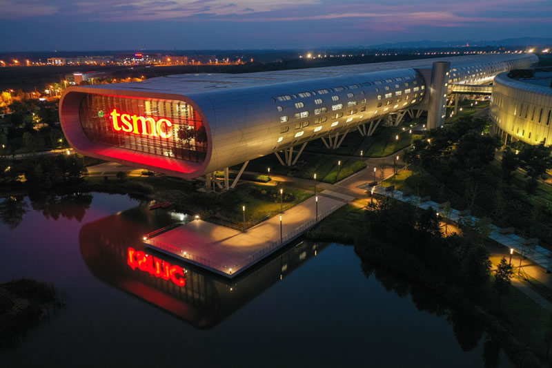 США запретят TSMC, Samsung и SK Hynix использовать американское оборудование на китайских заводах