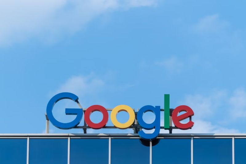 Google столкнулась с рекордным ростом акций за 20 лет благодаря ИИ — плюс 38 % за квартал