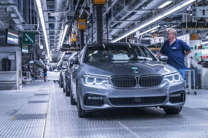 BMW заявила, что захват Nexperia властями Нидерландов нарушит поставки комплектующих