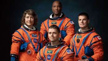 NASA: ракета SLS готова для исторической доставки астронавтов к Луне в следующем году