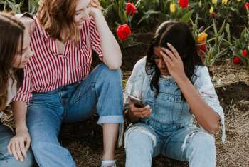 Запрет не сработал: австралийские подростки вернули себе соцсети за 24 часа