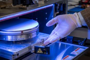 В США изготовили первый в мире истинно трёхмерный чип с кремниевой логикой, нанотрубками и резистивной памятью