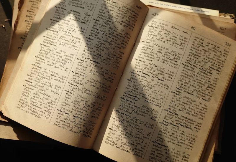 «Яндекс Переводчика» прокачали с помощью ИИ — он стал лучше справляться со сложными текстами в 80 % случаев