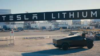 Tesla запустила первый в США завод по переработке лития из руды — Маск назвал его «лицензией на печать денег»
