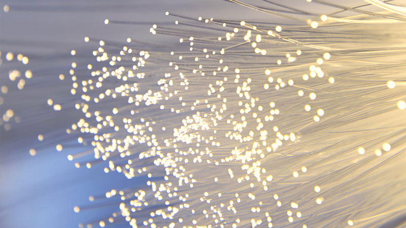 Минцифры наметило масштабную замену «меди» на оптоволокно — за отказ связь смогут отключить