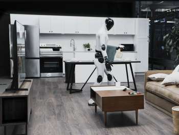 Figure показала, как робот на базе Helix 02 убирает гостиную с той же скоростью, что и человек