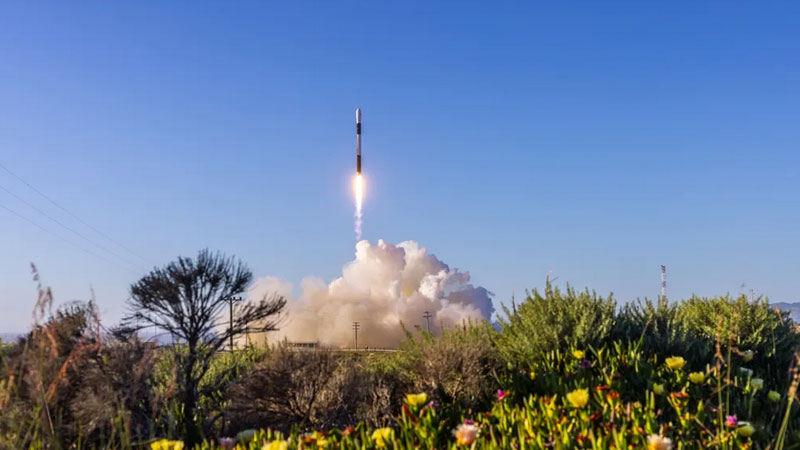 Американский стартап Firefly Aerospace с украинскими корнями успешно запустил ракету Alpha после серии неудач