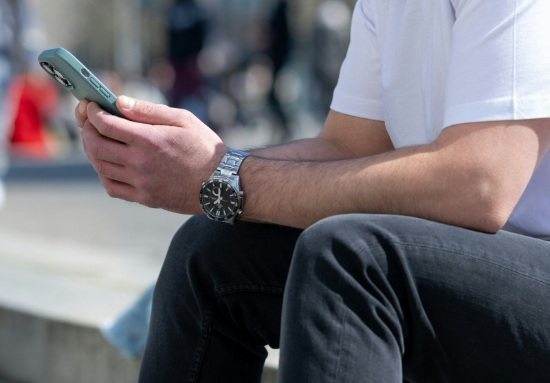 «Ваши разговоры не сохраняются»: в WhatsApp появились «Инкогнито-чаты» для приватных бесед с ИИ