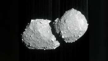 Зонд «Хаябуса-2» проскочил рядом с астероидом Торифунэ, который похож на слипшиеся пельмени
