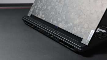 В новейшие ноутбуки Lenovo ThinkBook начали проникать SSD китайской YMTC