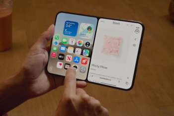 Apple придумала, как бороться со складкой на iPhone Duo — защитный слой дисплея будет сменным