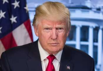 Президент Трамп объявил врагами всех, кто не готов использовать термин «сверхинтеллект»