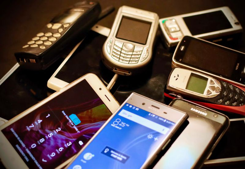 Старые iPhone станут донорами для новых китайских смартфонов — всё из-за дефицита памяти