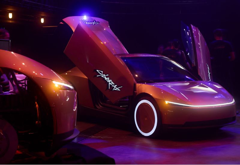 Tesla позволит владельцам Model Y отправлять свои машины «на заработки» в роботакси — и начнёт продавать Cybercab