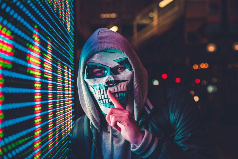ИИ поставил кибератаки на конвейер: CrowdStrike рассказала, как хакеры делегируют взлом автономным агентам