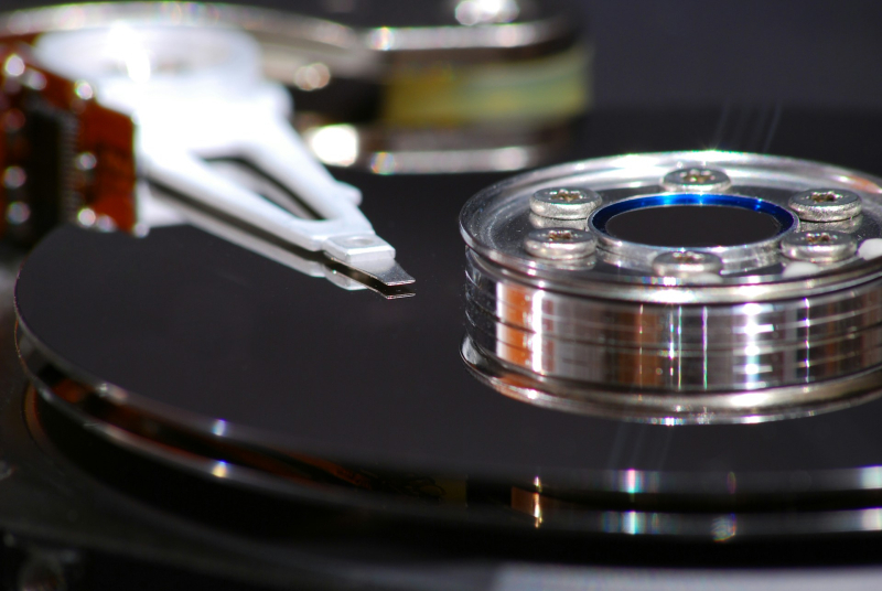 Western Digital выпустит свой первый HDD с технологией HAMR на два года позже Seagate — зато сразу на 44 Тбайт