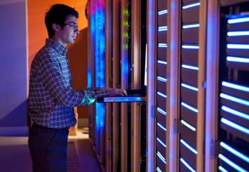Micron удалось утроить серверную выручку благодаря спросу на HBM